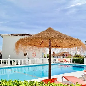 Las Farolas Poolfront In Mijas Costa 500m To The Beach - Updated June 2023 ! Apartment El Faro